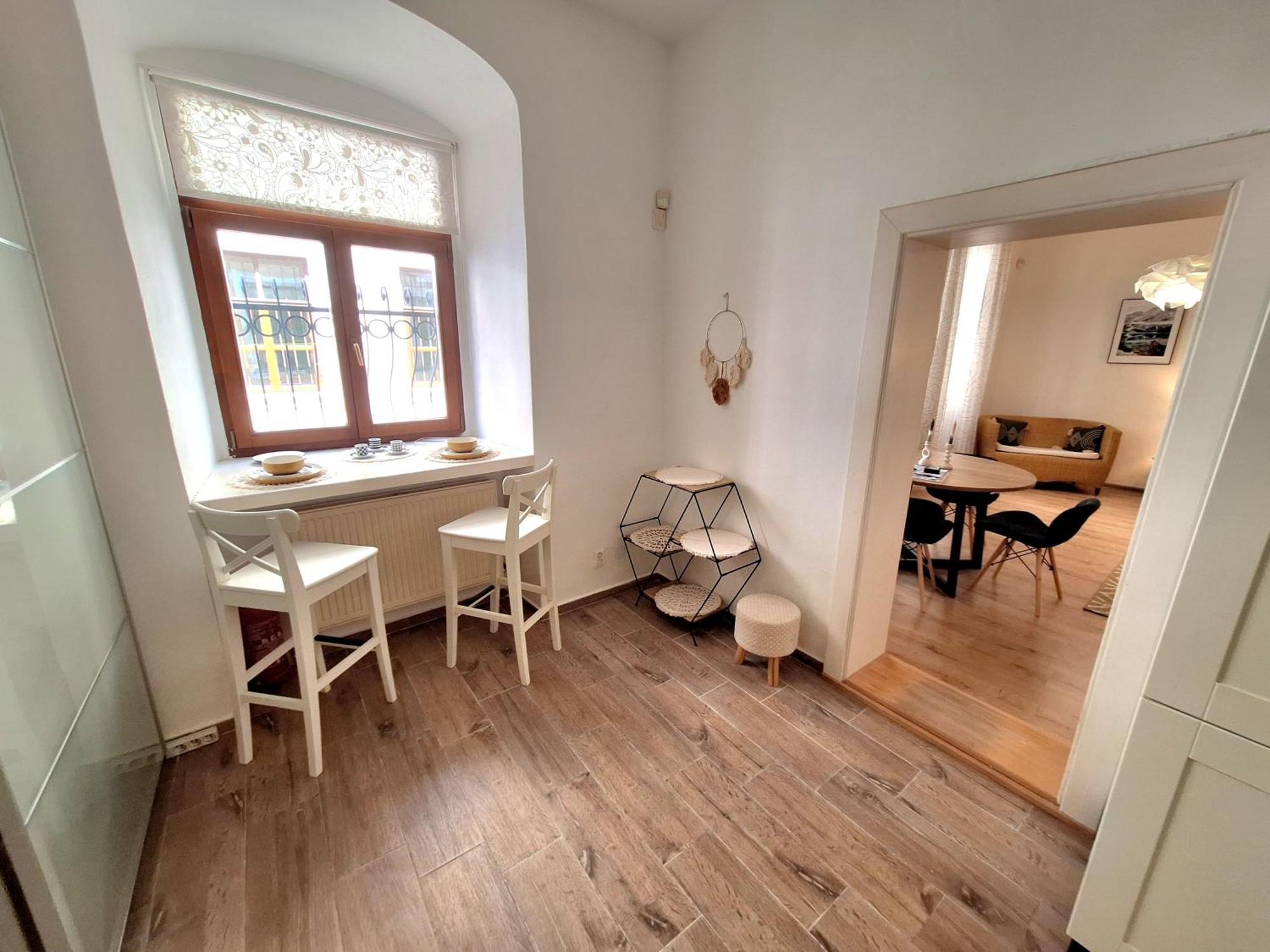 Apartment Emma - Old Town Bratislava Buitenkant foto