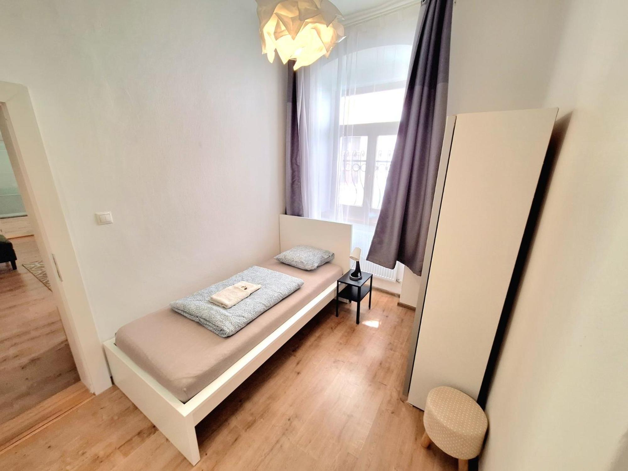 Apartment Emma - Old Town Bratislava Buitenkant foto