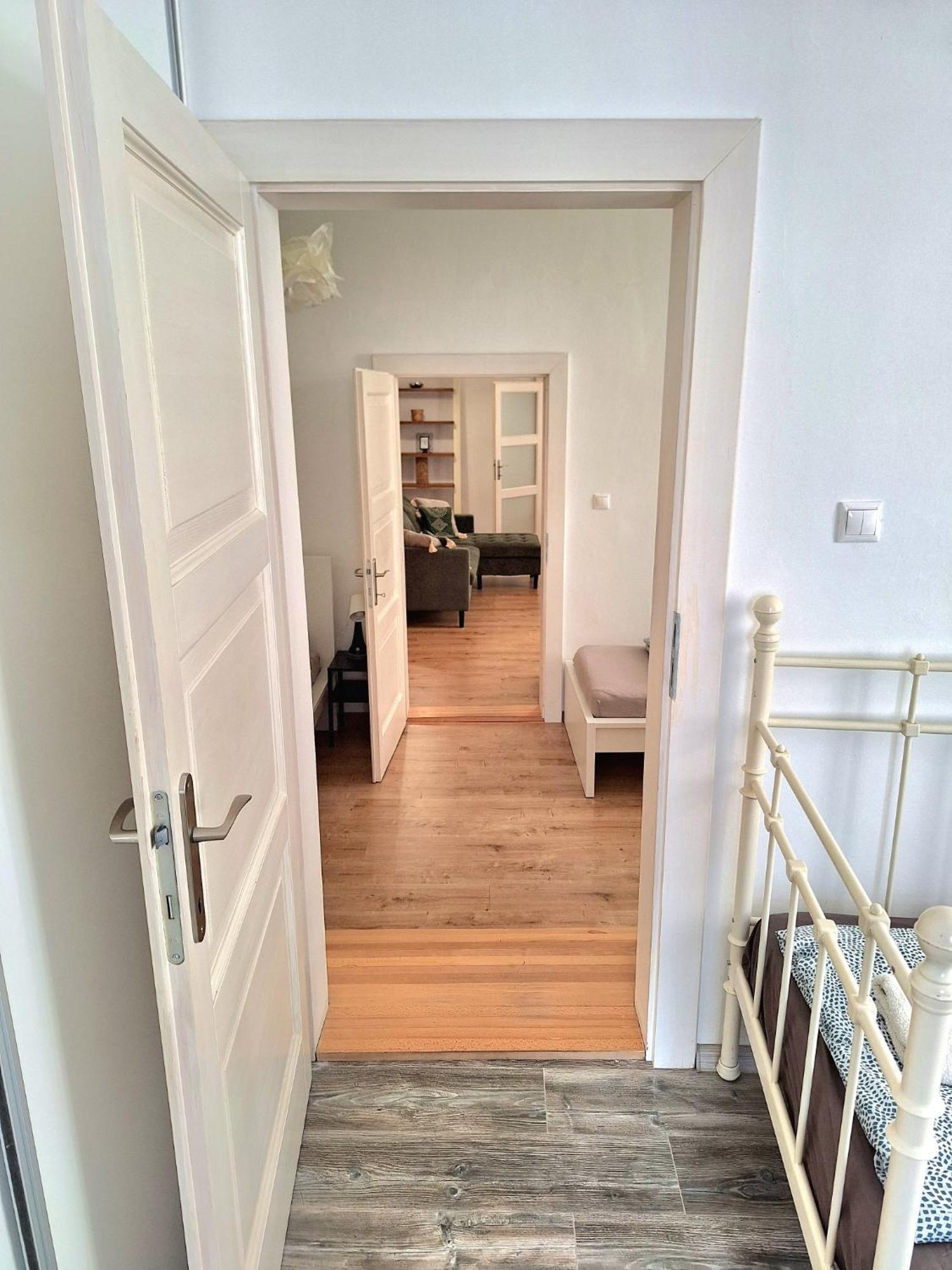 Apartment Emma - Old Town Bratislava Buitenkant foto
